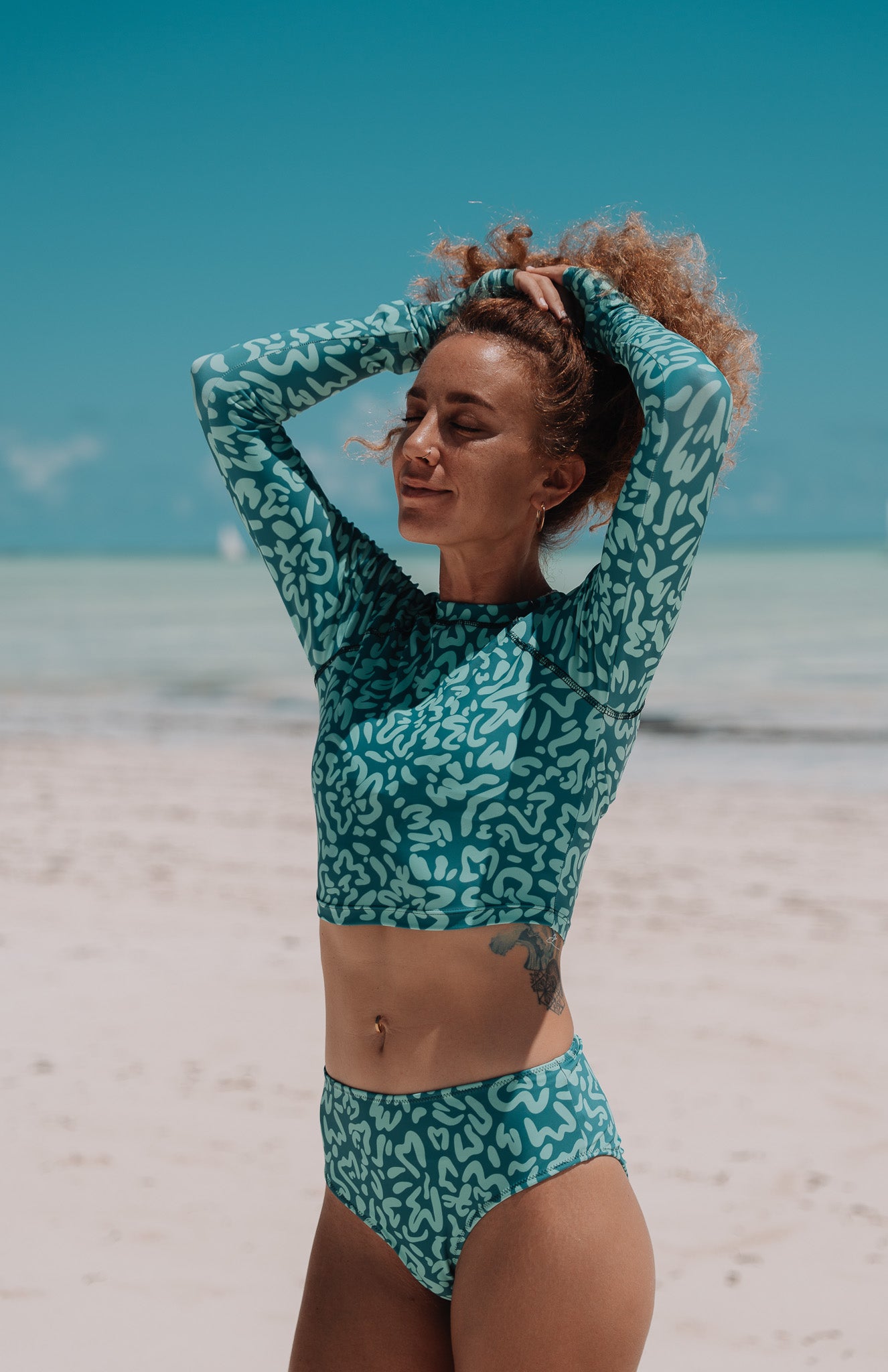 Aquarelle Cropped Rashguard Top
