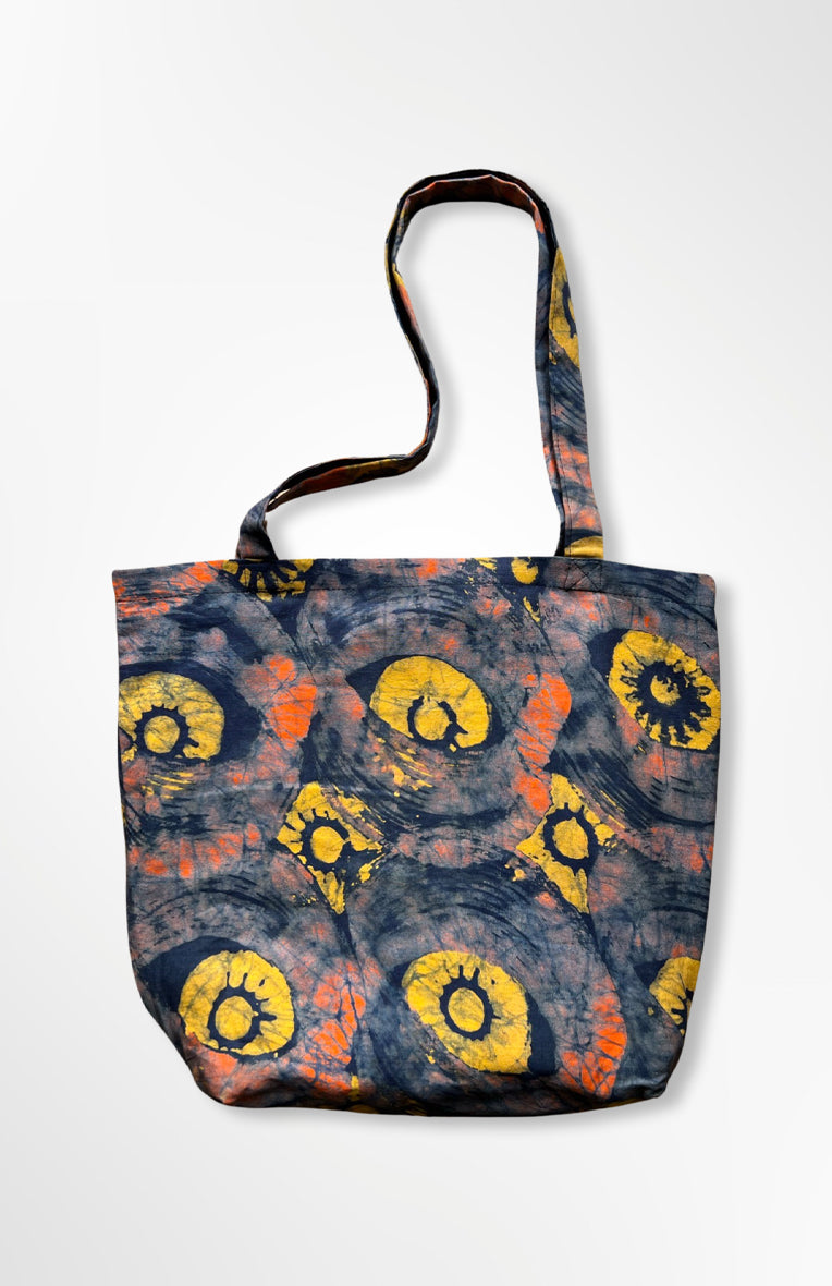 The African Tote: Eye